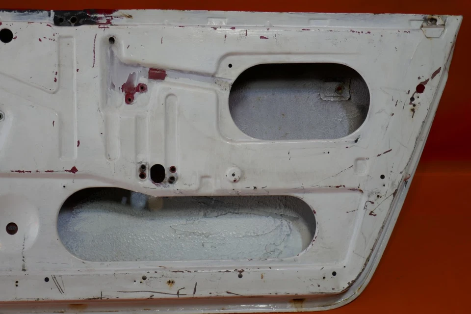 PORSCHE CARRERA 911 DOOR RIGHT PASSENGER 1984 1985 1986-1994 911 531 006 09  OEM - Image 4 of 4