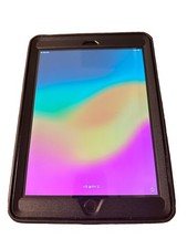 Apple iPad 6th Gen 32 GB, Wi-Fi, Cellular 9.7 in Silver With Black Otter Box