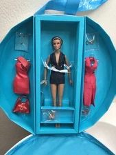 FASHION ROYALTY TROPICALIA COLLECTION IMOGEN FAME BY FRAME EXCL NRFB LE450