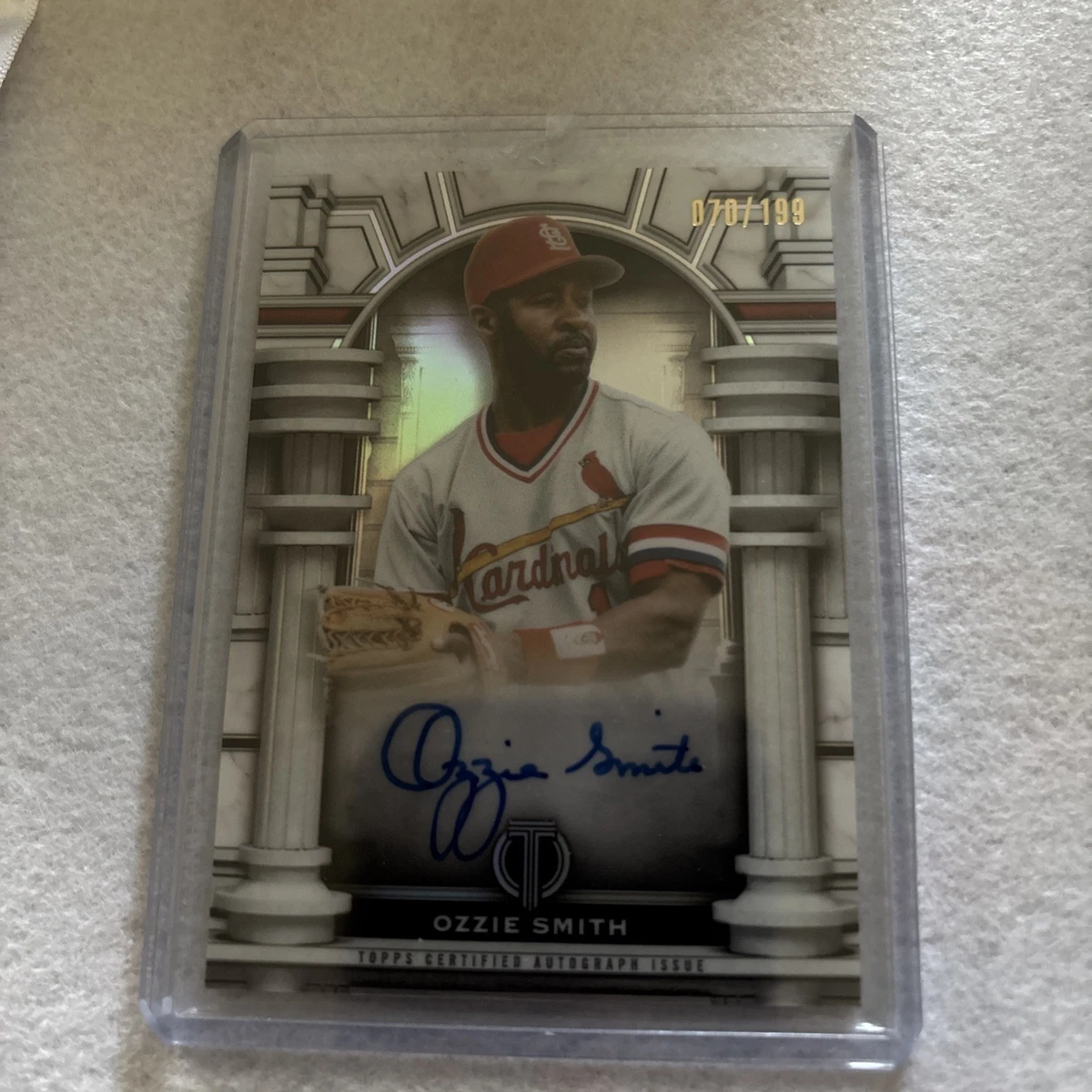 Topps Ozzie Smith Autographed Baseball Sports Trading Cards
