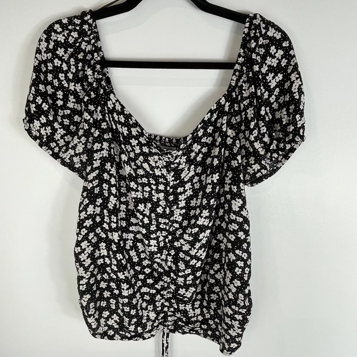 H and m top black crop top