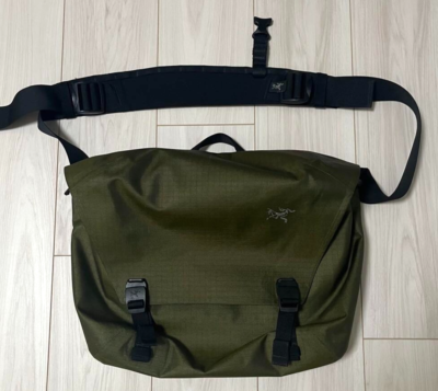 最終価格 ARC’TERYX granville 10 courier bag ARC'TERYX GRANVILLE 10 COURIER BAG Khaki | eBay
