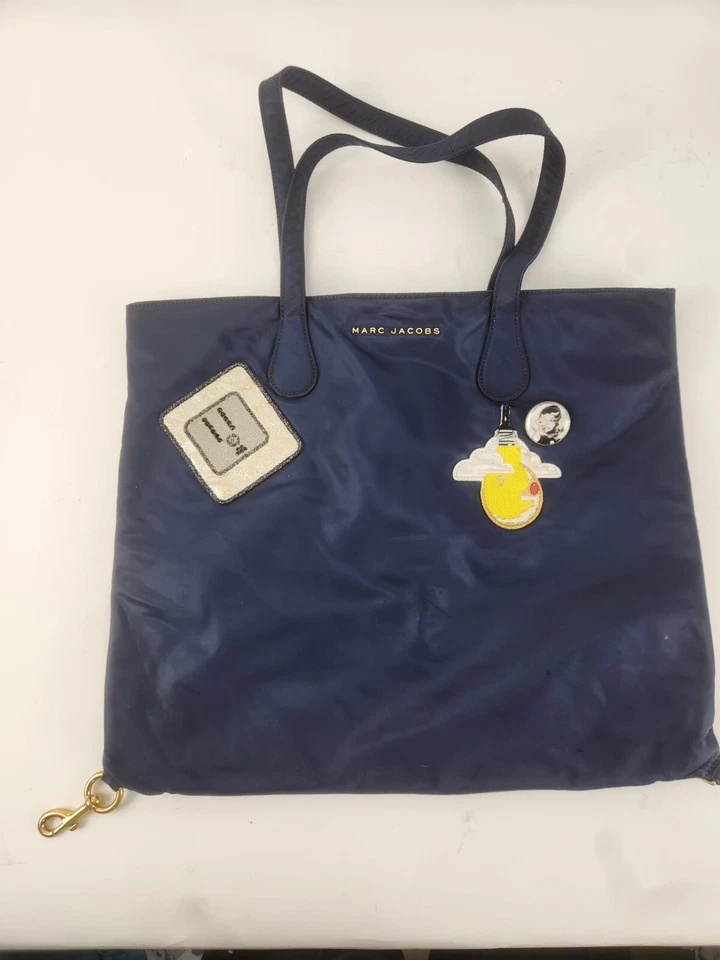 Bolso de Mano Marc Jacobs Wingman Parche Nylon Azul Marino Shopper Cremallera Dorada Foto 3 de 4