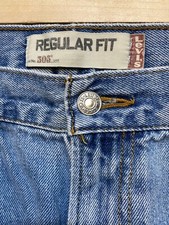 Vtg Levis 505 Mens 38x32 Light Wash Blue Jeans 100 Cotton Straight Leg Work