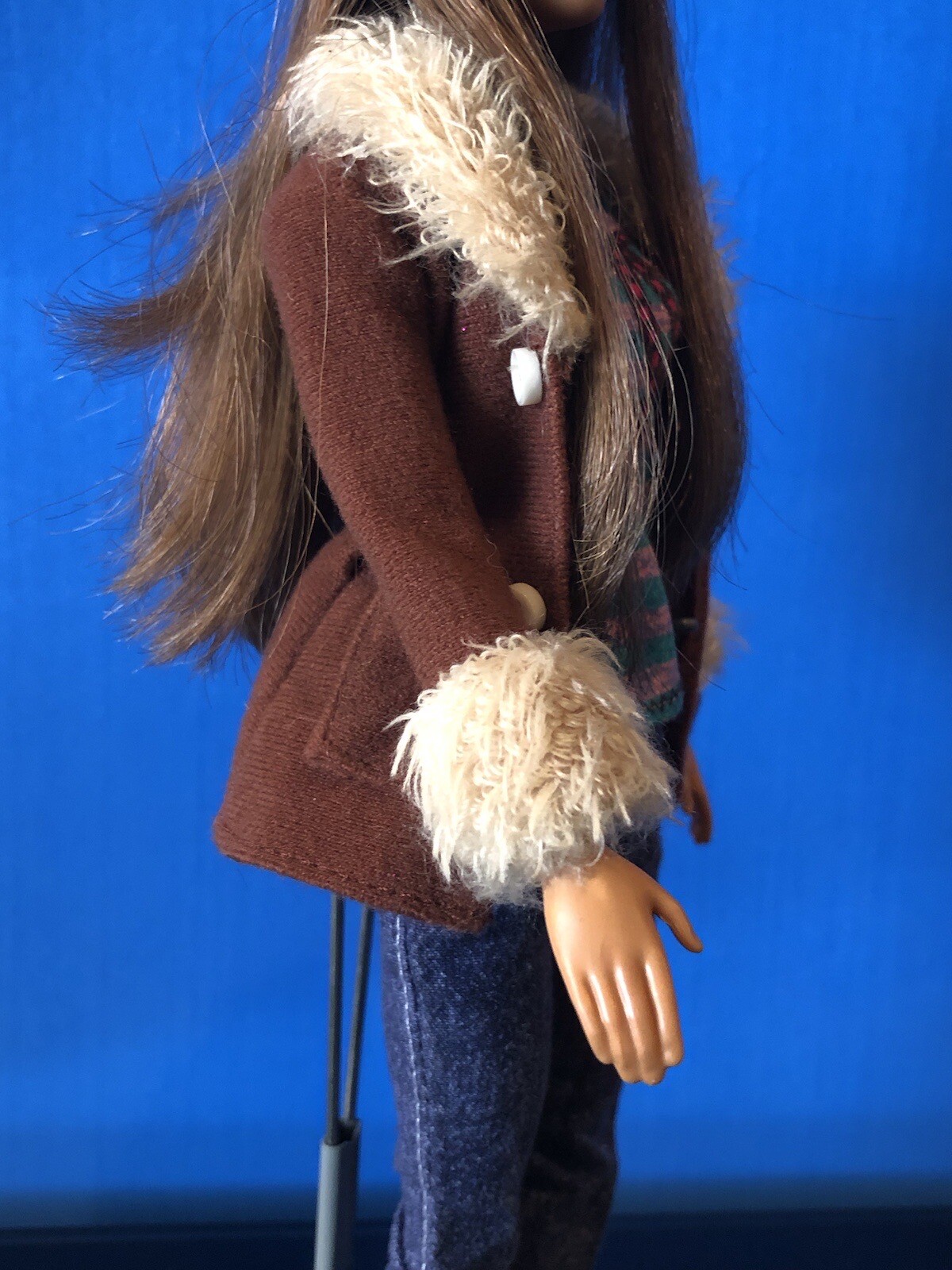 MATTEL 2016 BARBIE IN WESTERN OUTFIT, BROWN KNEE HIGH FLAT BOOTS & COWBOY HAT