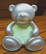 PHOTO FRAME 2008 Green Tree Gallery Small Metal Teddy Bear for 2"x2" Pic   A21