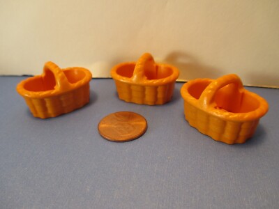 Playmobil accessories SET OF THREE IDENTICAL OVAL ORANGE BASKETS W/ HANDLES