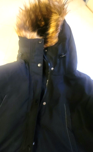 Alpine North Veganer Parka Jacke mit Fellkapuze. Damen Größe 1X. Schwarz und Orange - Bild 8 von 24