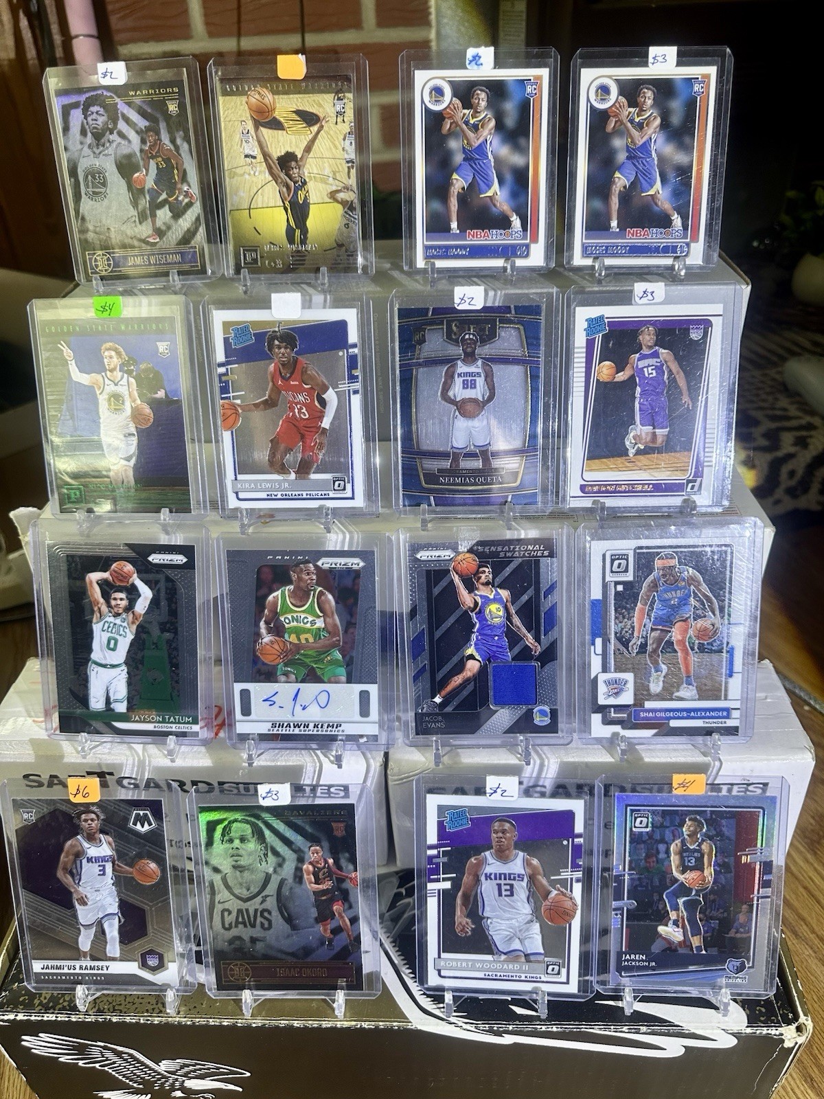 👀 🔥 Lot Of 80 Sports Cards ) Auto , Patch , Serial Numbered, Rc, Holo, Prizm +