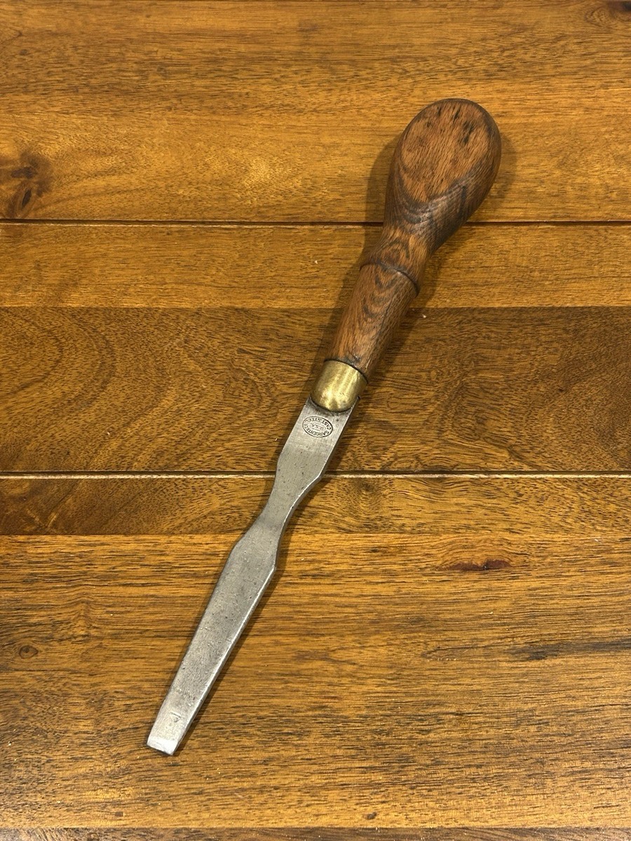 Antique Sargent & Co. Cabinet Makers Wood Handle Turn Screw