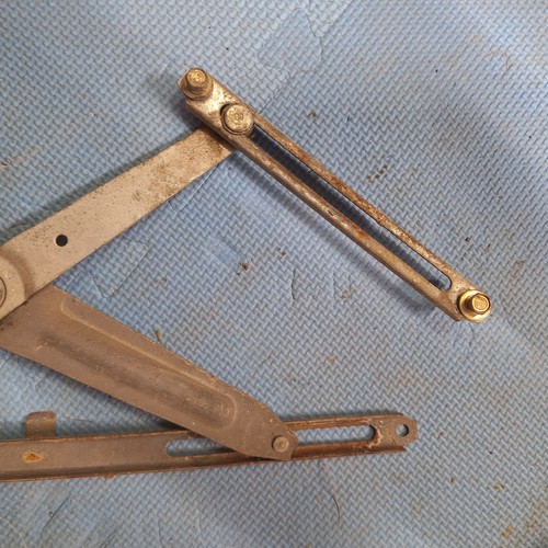 Vintage Toyota Pickup Truck Hilux AISIN Passenger Right Window Regulator - Picture 5 of 9