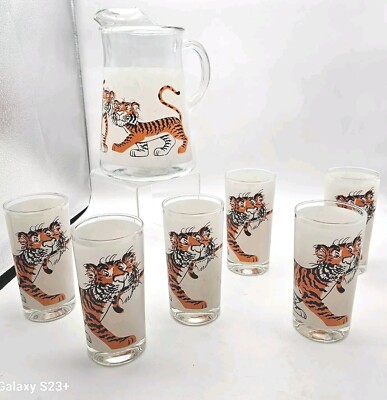 Vtg Promo ESSO Gasoline & Oil Company TIGER (set of 6) Glasses & Pitcher Hot Rod
