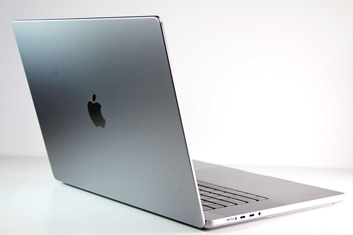Apple MacBook Pro 16 Apple MacBook Pro 16