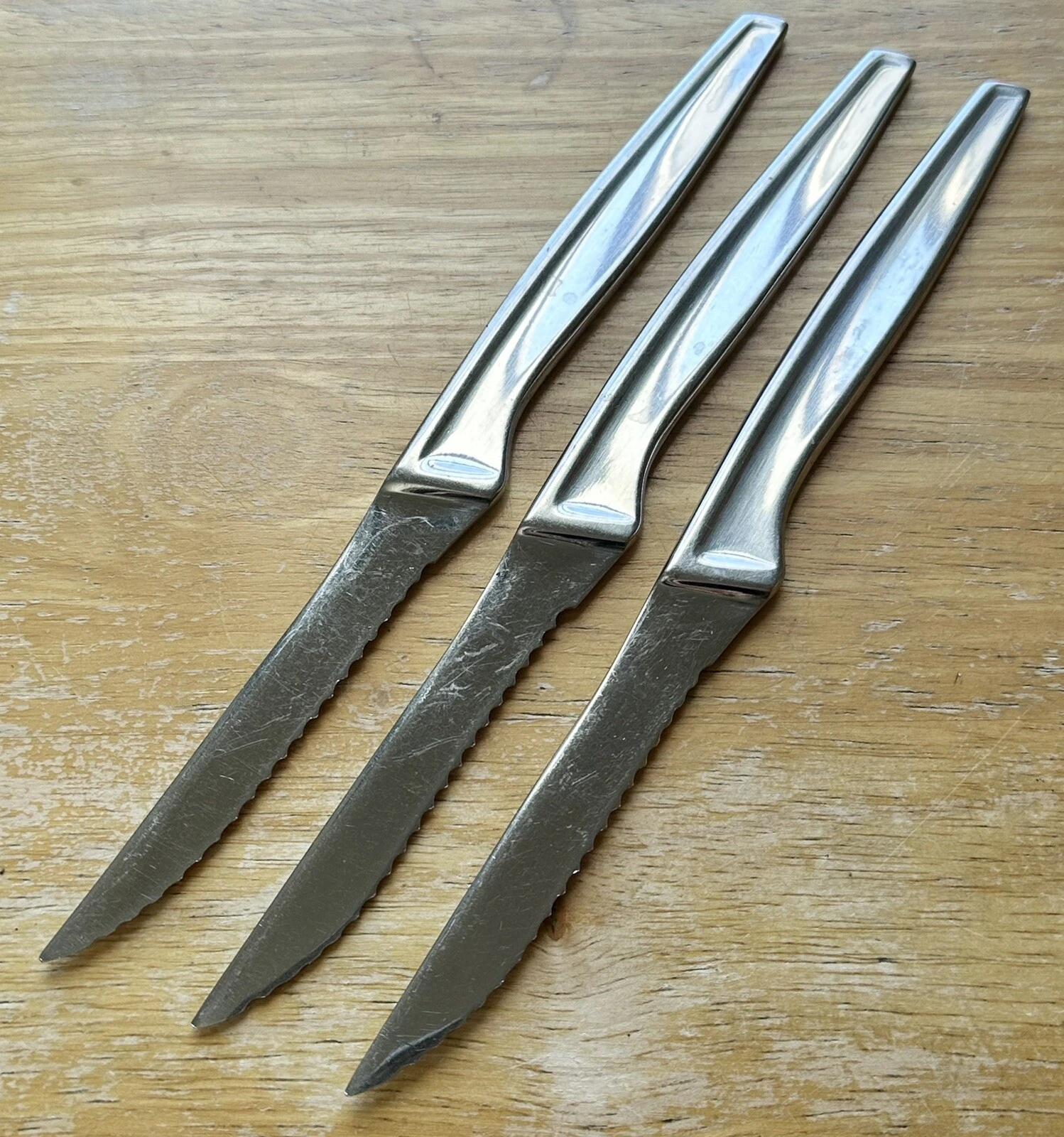 Set Of 3 J.A. HENCKELS INT. 4” Blade All Stainless Steel Serrated Dinner Knives