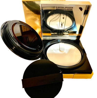 YVES SAINT LAURENT Touche Eclat Le Cushion Liquid Foundation SPF 50 -B30 Almond