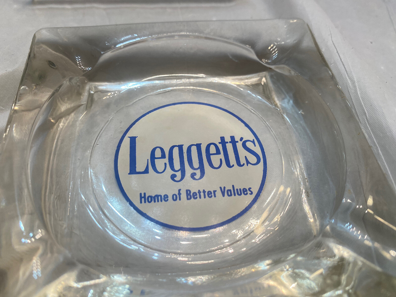 Vintage ASHTRAY LEGGETT'S HOME OF BETTER VALUES Excellent Graphic