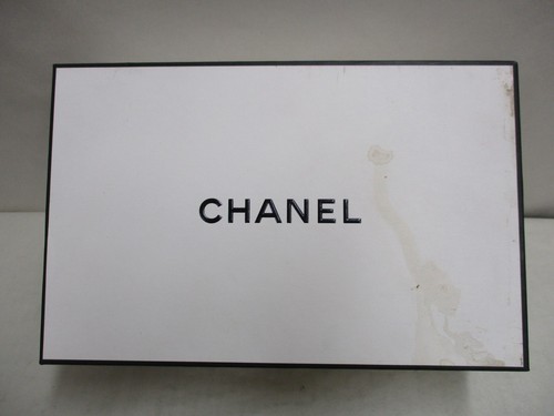 Chanel Original Black & White Empty Designer Gift Box 8 3/4" x 5 1/2" x 3" - Picture 8 of 14