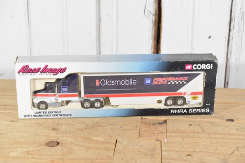 VINTAGE ORIGINAL CORGI RACE INTERNATIONAL OLDSMOBILE NHRA KENWORTH SEMI TRAILER - Picture 1 of 9
