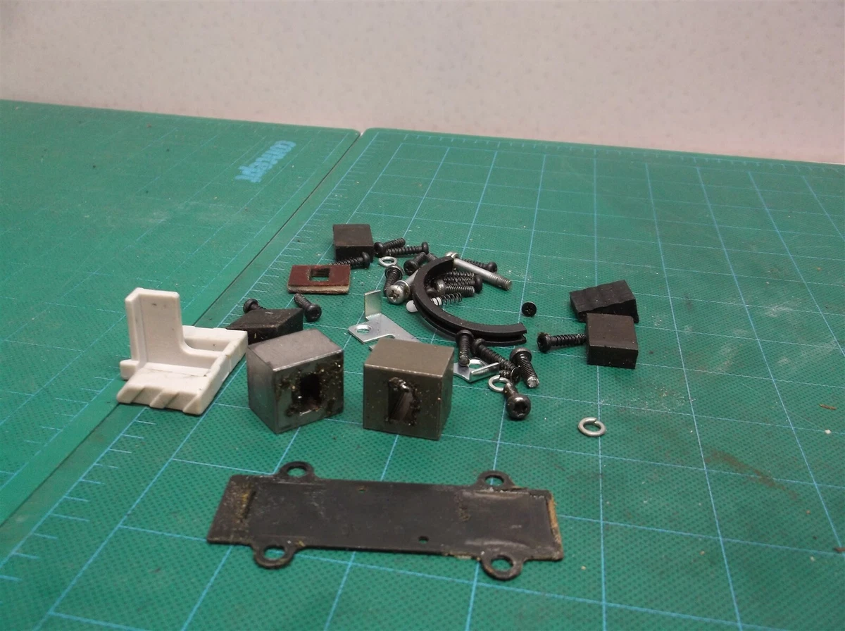 Assorted Parts Off a Ryobi P519 18V Reciprocating Saw