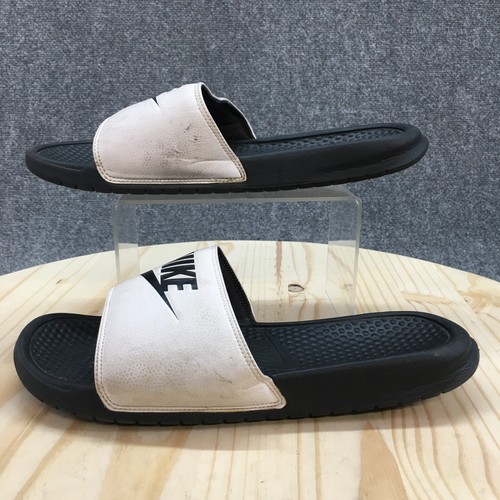 nike flats for men