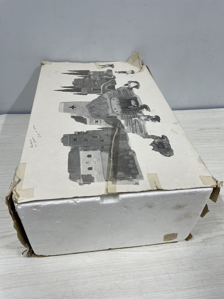 Dept 56 Heritage Village Little Town of Bethlehem Nativity 12 Set