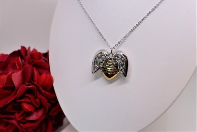 The Danbury Mint Pendant Angel Diamond Open Wings Expectant Mom To Be Two Tone 