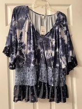 Cato Women’s Plus Size Top 22/24 – Brand New with Tags