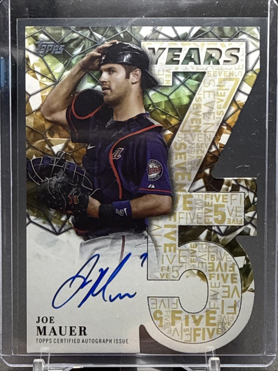 Topps Joe Mauer Autographed Baseball Sports Trading Cards 