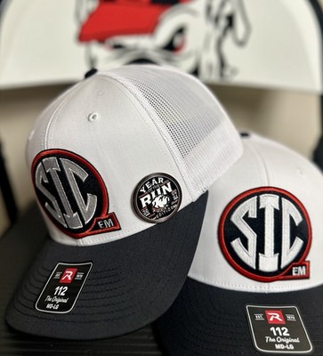 Richardson 112 Georgia Bulldogs Sic em ''Year of the Run'' Trucker Cap White/Black