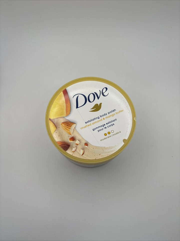 Esmalte corporal exfoliante Dove mantequilla de almendras y mango triturada 10,5 oz Foto 2 de 4