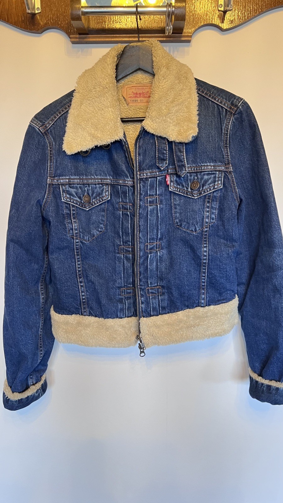 Chaqueta vaquera forrada Levi’s Flece pequeña (uk6-8) y excelente estado