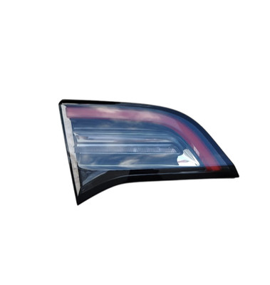 FANALE POSTERIORE SINISTRO Esterno Con Porta Lampada-Led Mod. 4 Porte FANALE POSTERIORE SINISTRO Esterno Con Porta Lampada-Led Mod. 4 Porte