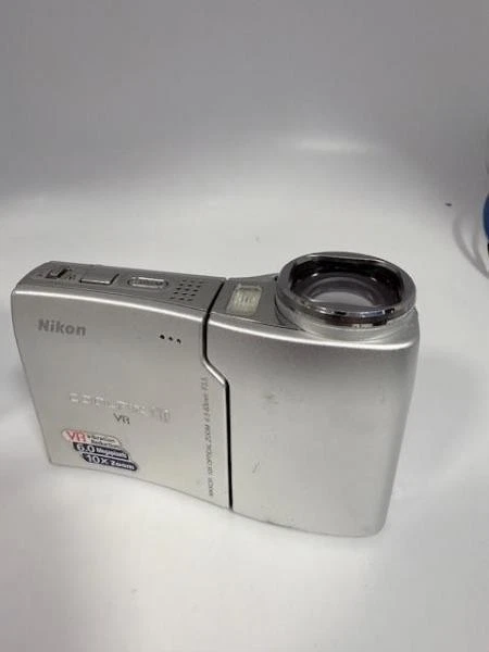 Nikon COOLPIX S10 シルバー コンデジ デジカメ ニコン Amazon | Nikon