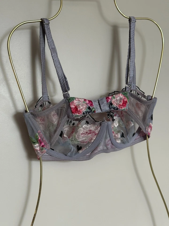 Sujetador Fleur du Mal bordado de malla rosa y encaje para cartas 34D - Foto 2 de 4