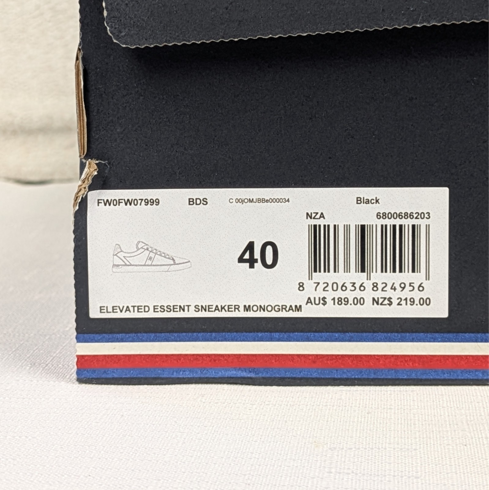 Tommy Hilfiger Women's Black Monogram Sneakers AU 9 - Stylish & Chic image 8