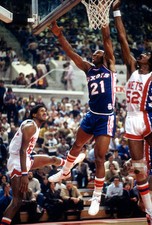 Lloyd Free Philadelphia 76ers goes up for a layup over George John- Old Photo