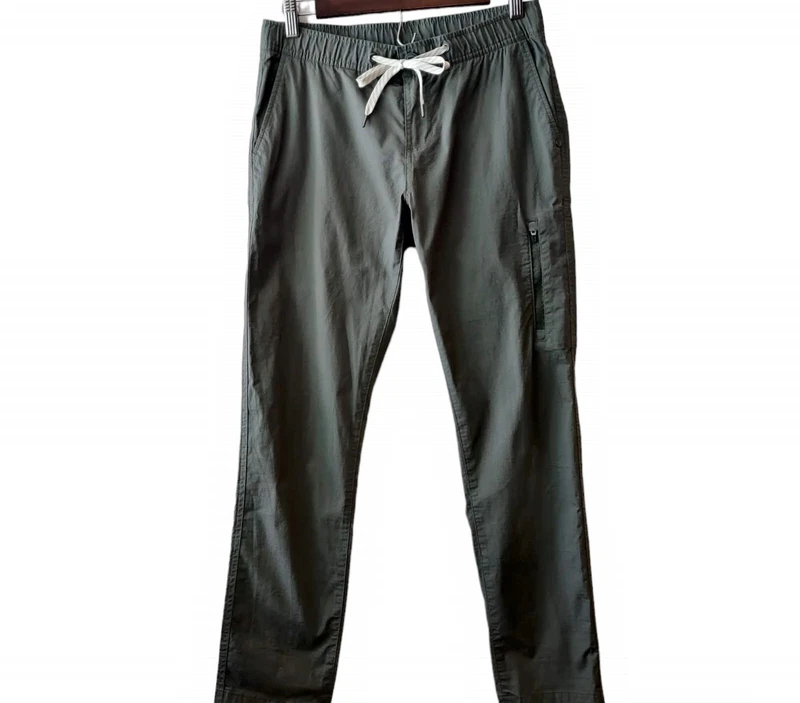 vuori ripshot activewear hiking zip side pockets pants