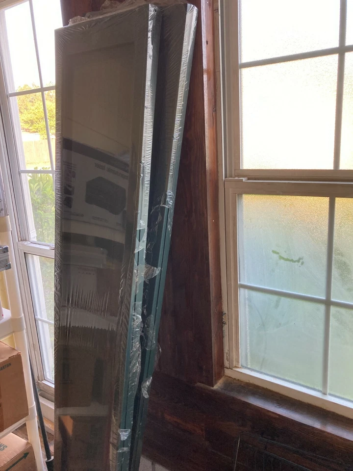 Комплект из 2 наружных ставней VANTAGE 15 x 71 виниловая лесная зеленая приподнятая панель - Изображение 3 из 3