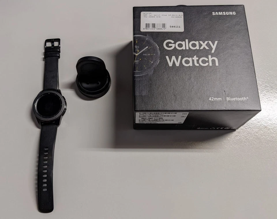 Samsung Galaxy Watch SM-R810 42mm Cassa Midnight Black, Cinturino Nero GPS..., foto 2 di 2