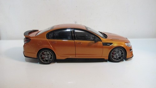 1:18 BIANTE GM HOLDEN HSV GTSR ORANGE (WITH CERTIFICATE) FULL OPEN DIECAST CARS - Picture 6 of 12