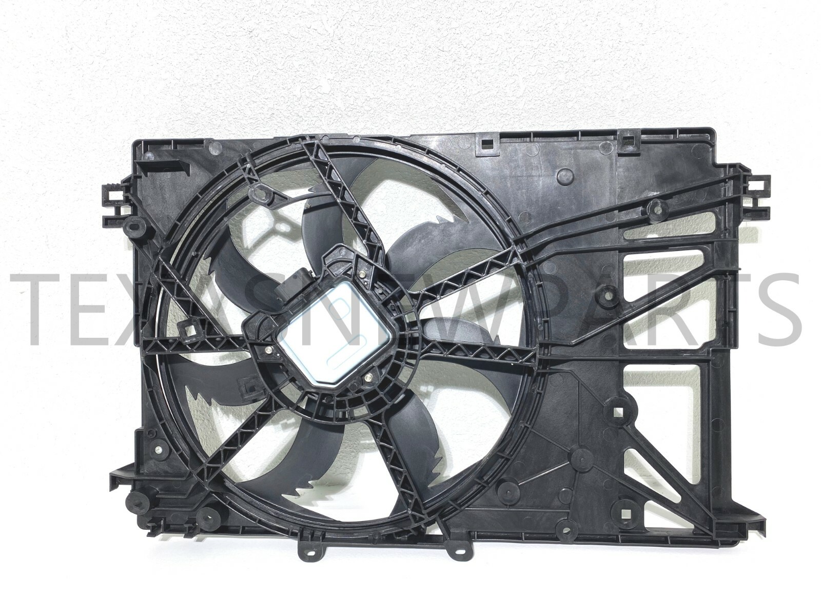 Fits 20182023 Toyota Camry Avalon 2.5L Radiator Cooling Fan Motor SE