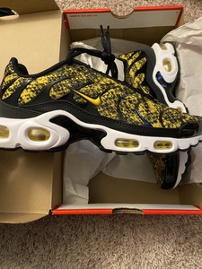 nike air max plus womens yellow