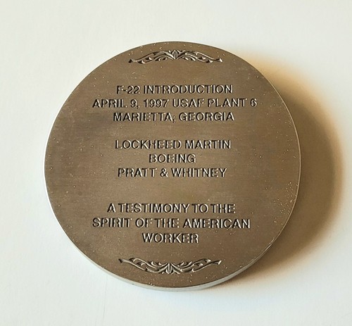 F-22 Raptor 5th Gen Fighter Jet Introduction 4/9/1997 Contractors Challenge Coin - Picture 3 of 12
