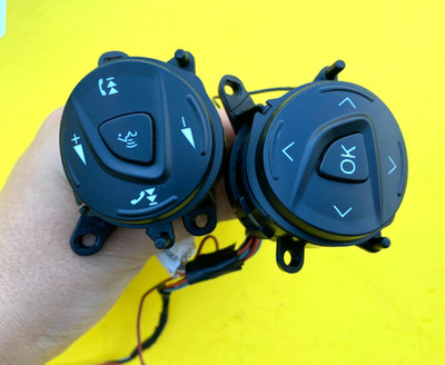 2012-2018 FORD FOCUS STEERING WHEEL AUDIO PHONE CONTROL SWITCH AM5T-14K147-AA
