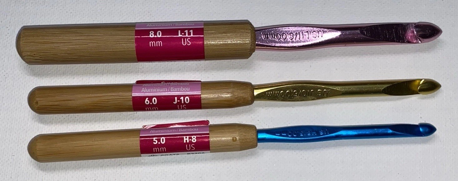 3 Susan Bates Silvalume Bamboo Handle Aluminum Crochet Hook Size H, J, L