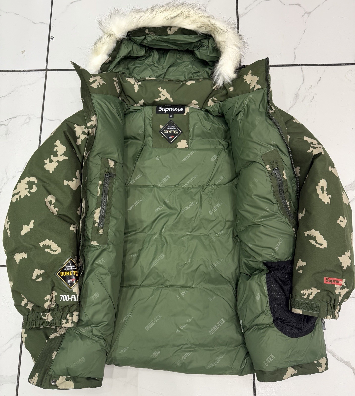 Men's Supreme GORE-TEX 700-Fill Down Parka Olive Camo M image 8