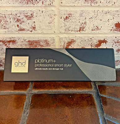 GHD PLATINUM+ Hair Straightener Flat Iron Hair Straightener Black, Open Box