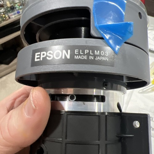 EPSON ELPLM03 Middle Throw Zoomobjektiv für Projektor mit Bedienungsanleitung - Bild 8 von 12