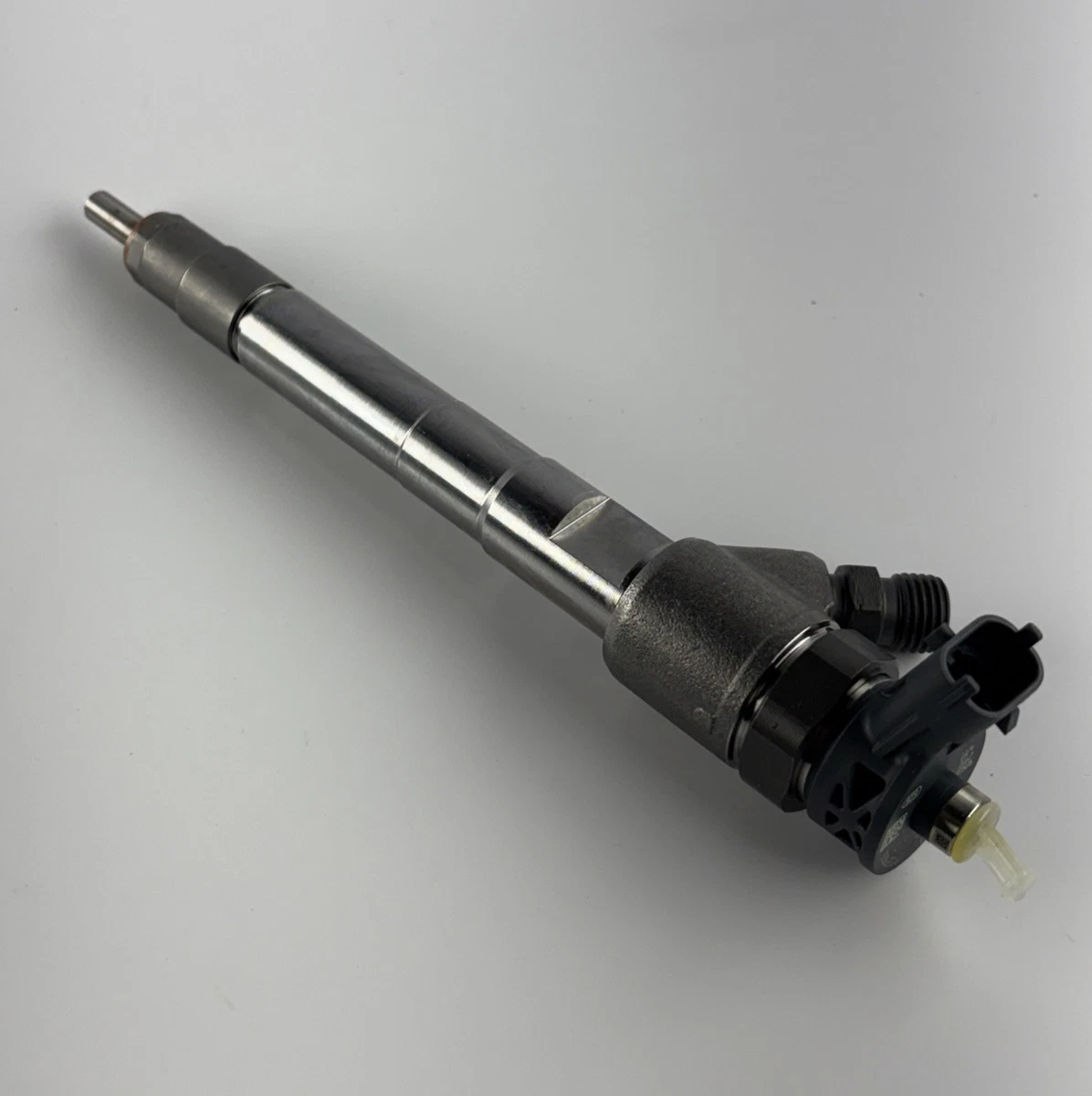 Inyector de combustible Mopar OEM 68211302AA para Jeep Ram 3.0L Diesel 2014-2019 foto 3
