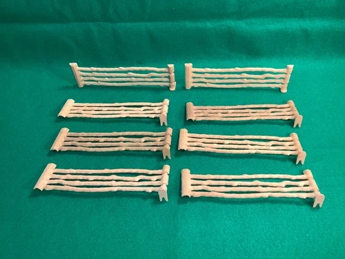 VINTAGE MARX ARMY TRAINING CENTER PLAY SET FENCE 8 PCS